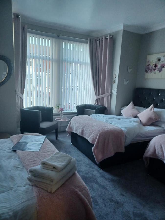 Friends Hotel Блекпул Номер фото